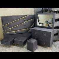 تخت دو نفره عروس گلد|تخت و سرویس خواب|کاشان, باغ ماجد|دیوار