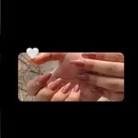 خدمات کاشت ناخن