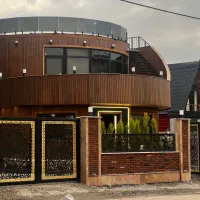 کلبه استخردار دو خواب لوکس