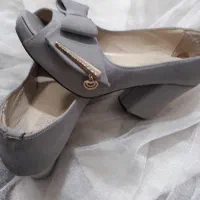 کفش زنانه و مردانه وپارچه زنانه وروشلواری مردانه|کیف، کفش، کمربند|زابل, |دیوار