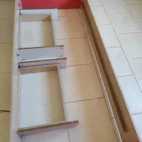 تخت|تخت و سرویس خواب|پردیس, فاز ۱۱|دیوار