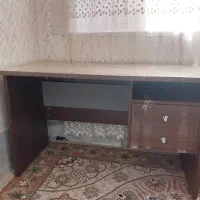 میز کامپیوتر و کار