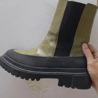 *کفش بوت زنانه*