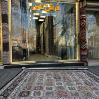 فرش ماشینی طرح ماهی خوی و سالاری مربع دونیم متری