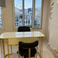 اجاره اتاق ،صندلی و میز ناخن