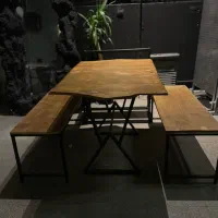 میز چوبی همراه نیمکت