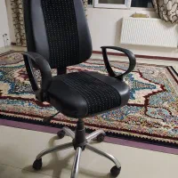 صندلی چرخدار اداری