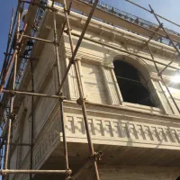 برشکار سنگبر و نیمچه استا