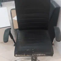 تعدادی تخت و صندلی اداری مطب