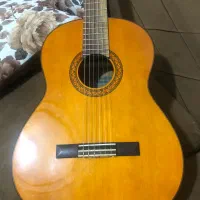 گیتار یاماها c70