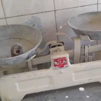 ترازو قدیمی