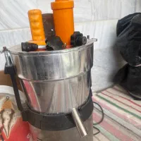 ابمیوه گیری صنعتی و دستگاه پک کن لیوان و میکسر