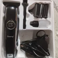 ماشین اصلاح در حد نو