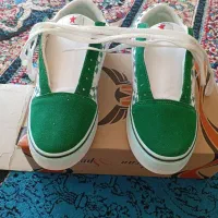 یک جفت کفش نو سایز ۴۲