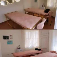 لوازم کامل سالن زیبایی  تمیز و کم‌کار در حد نو