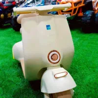 موتورشارژی فضایی وسپا پسرونه دخترونه (ماشین شارژی)|اسباببازی بچه|مشهد, توس (بلوار توس)|دیوار