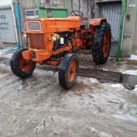 تراکتور رومانی عتیقه مدل ۶۱