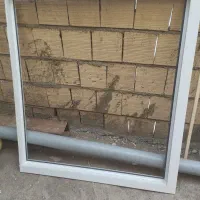 پنجره پی وی سی سالم