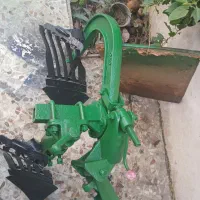 گاو اهن دو خیش دارای قابلیت تنظیم ارتفاع وعرضی|ماشینآلات صنعتی|زرگرشهر, |دیوار