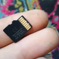 مموری و هدفون