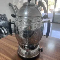 سماور همراه با قوری