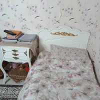 تخت و کمد دخترانه در حد نو