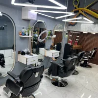 یک ارایشگر ماهر اقا و اجاره صندلی|استخدام درمانی، زیبایی، بهداشتی|اندیشه, اندیشه فاز ۱|دیوار