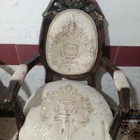 مبل سلطنتی ۹ نفره، سالم و تمیز قهوهای|مبلمان خانگی و میز عسلی|شیراز, کرونی(خاتونک)|دیوار