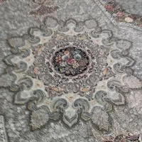 دو عدد فرش یکی ۹ متری یکی ۶ متر