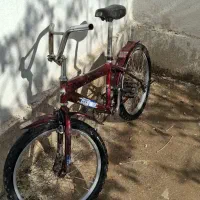 فروش دو عدد دوچرخه نیاز به تعمیر