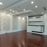 واحد اداری ۵۶ متری زیبا ، فلکه معلم