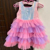 لباس و کفش بچگانه