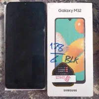 گوشی سامسونگ M32