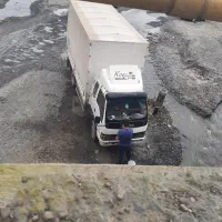 امیکو چهارو نیم تن خوابدار شاسی شش تن