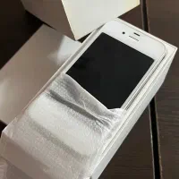 آیفون 4 کلکسیونی تمیز