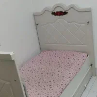 تخت و تشک در حد نو