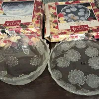 تعدادی ظروف پذیرایی