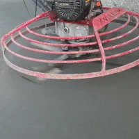 بتن ریزی با ماله پروانه|خدمات پیشه و مهارت|تویسرکان, |دیوار