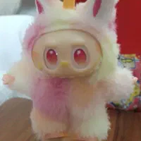 عروسک لبولبو