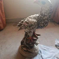 مجسمه عقاب نو