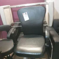 صندلی اداری اپل در حد نو