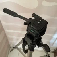 پایه دوربین در حد نو|دوربین عکاسی و فیلم‌برداری|تهران, سعادت‌آباد|دیوار