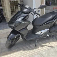 کلیک واریو ۱۷۰ مدل ۱۴۰۳
