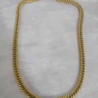 یک عدد گردنبند و یک عدد ست