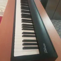 پیانو رولند FP30x Roland