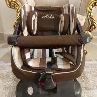 صندلی کودک در حد