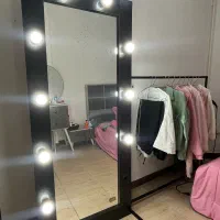 ایینه چراغ دار