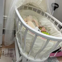 تخت کودک کنار تخت مادر|تخت و صندلی بچه|هشتگرد, هشتگرد قدیم|دیوار