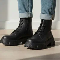 نیم بوت زنانه مشکی مدل Roxana