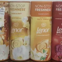 خوشبو کننده لباس لنور Lenor